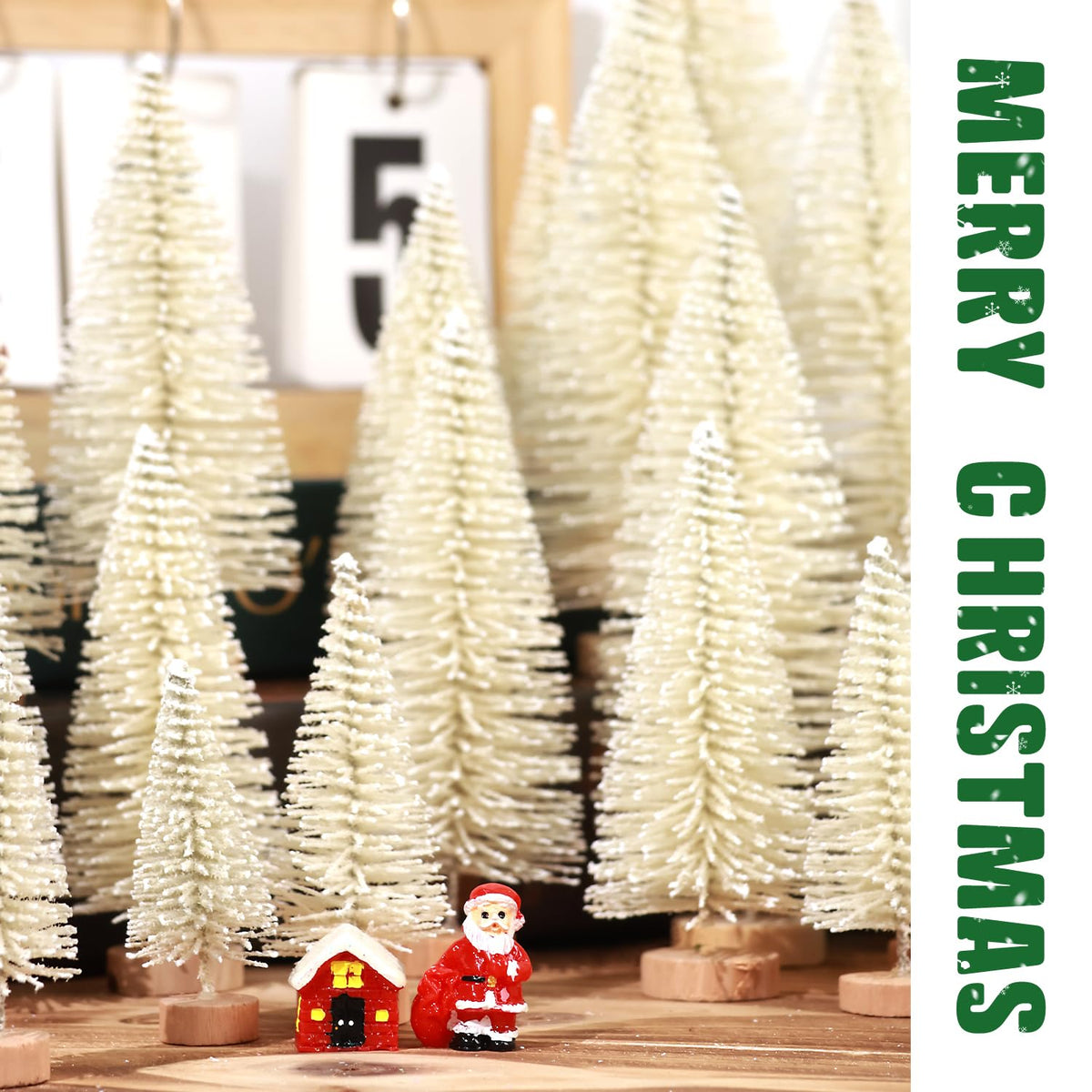 hatisan 30pcs Mini Christmas Trees Artificial Christmas Tree Bottle Brush Trees with Wooden Base for Christmas Decor Party Home Table Craft Decorations