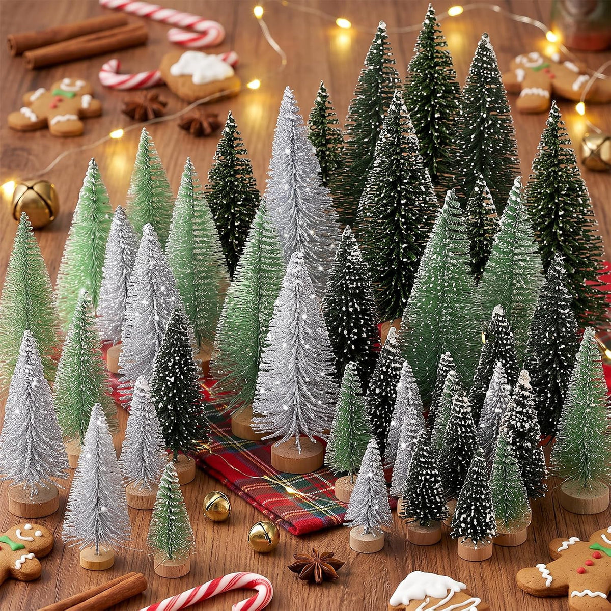 hatisan 30pcs Mini Christmas Trees Artificial Christmas Tree Bottle Brush Trees with Wooden Base for Christmas Decor Party Home Table Craft Decorations