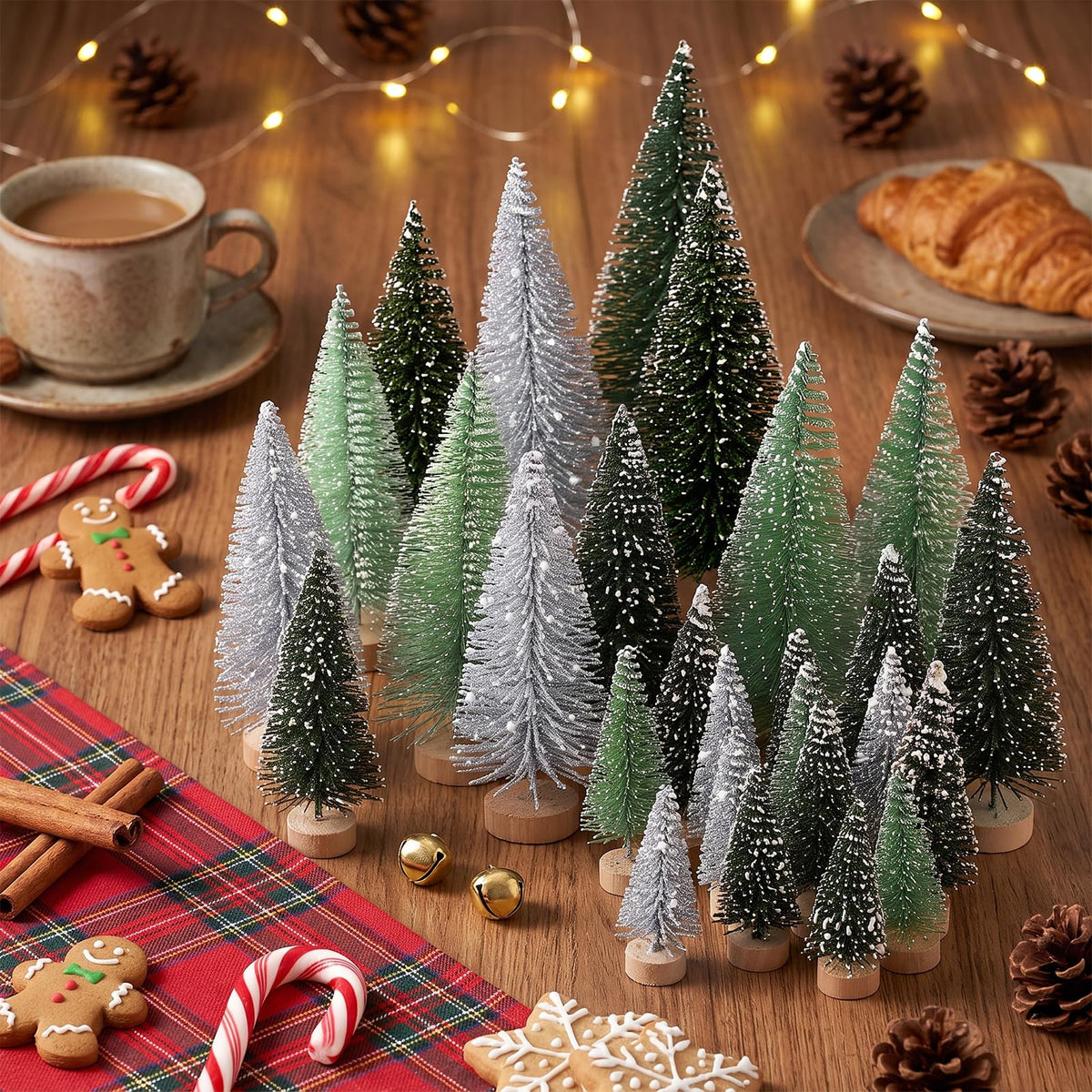 hatisan 30pcs Mini Christmas Trees Artificial Christmas Tree Bottle Brush Trees with Wooden Base for Christmas Decor Party Home Table Craft Decorations