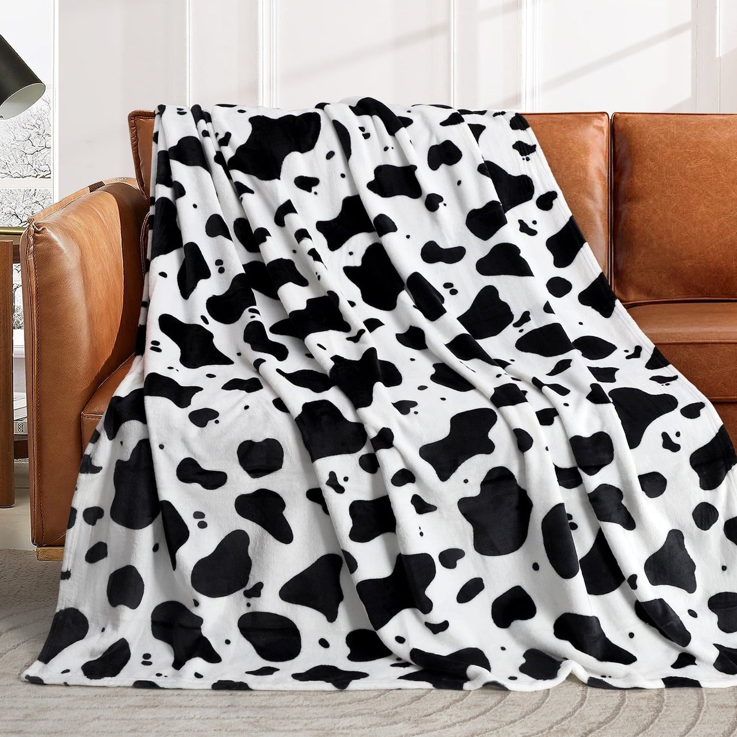 Livhil Flannel Fleece Throw Blanket, Lightweight Cozy Plush Leopard Blanket